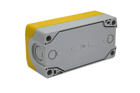 Корпус кнопочного поста, 3 места, желтый, IP67